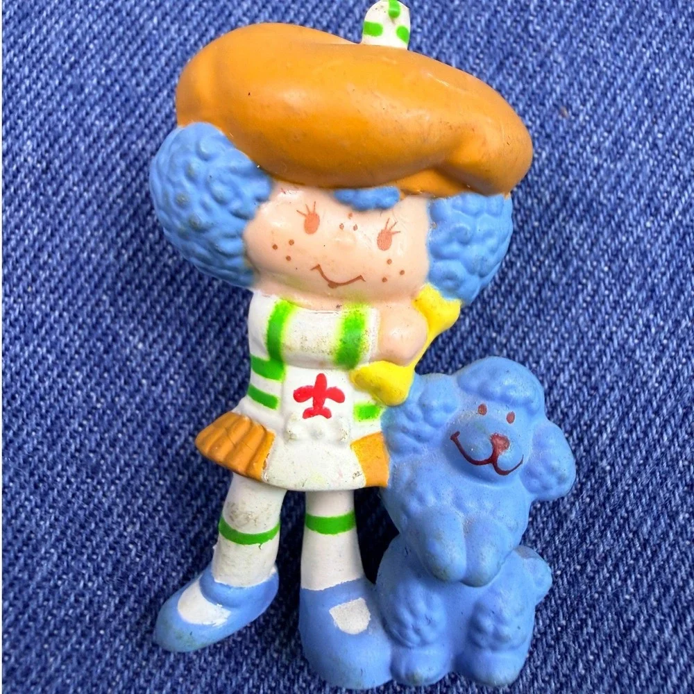 Vintage 1983 Strawberry Shortcake Cafe Crepe Suzette and poodle Eclair PVC